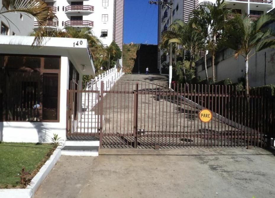 Ap 52 Centro Com Piscina Apartment แซร์ฮาเนกรา ภายนอก รูปภาพ