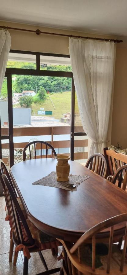 Ap 52 Centro Com Piscina Apartment แซร์ฮาเนกรา ภายนอก รูปภาพ